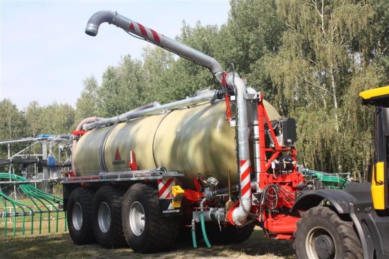 Tanks for spreading liquid fertilizer - 4