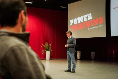 Case IH dealers from 25 countries converge on St. Valentin to train on forthcoming products 